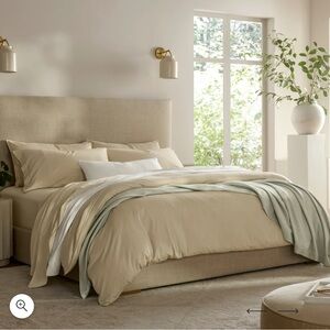 Boll & Branch Signature Vintage Washed Sheet Set in Vintage Sand- King